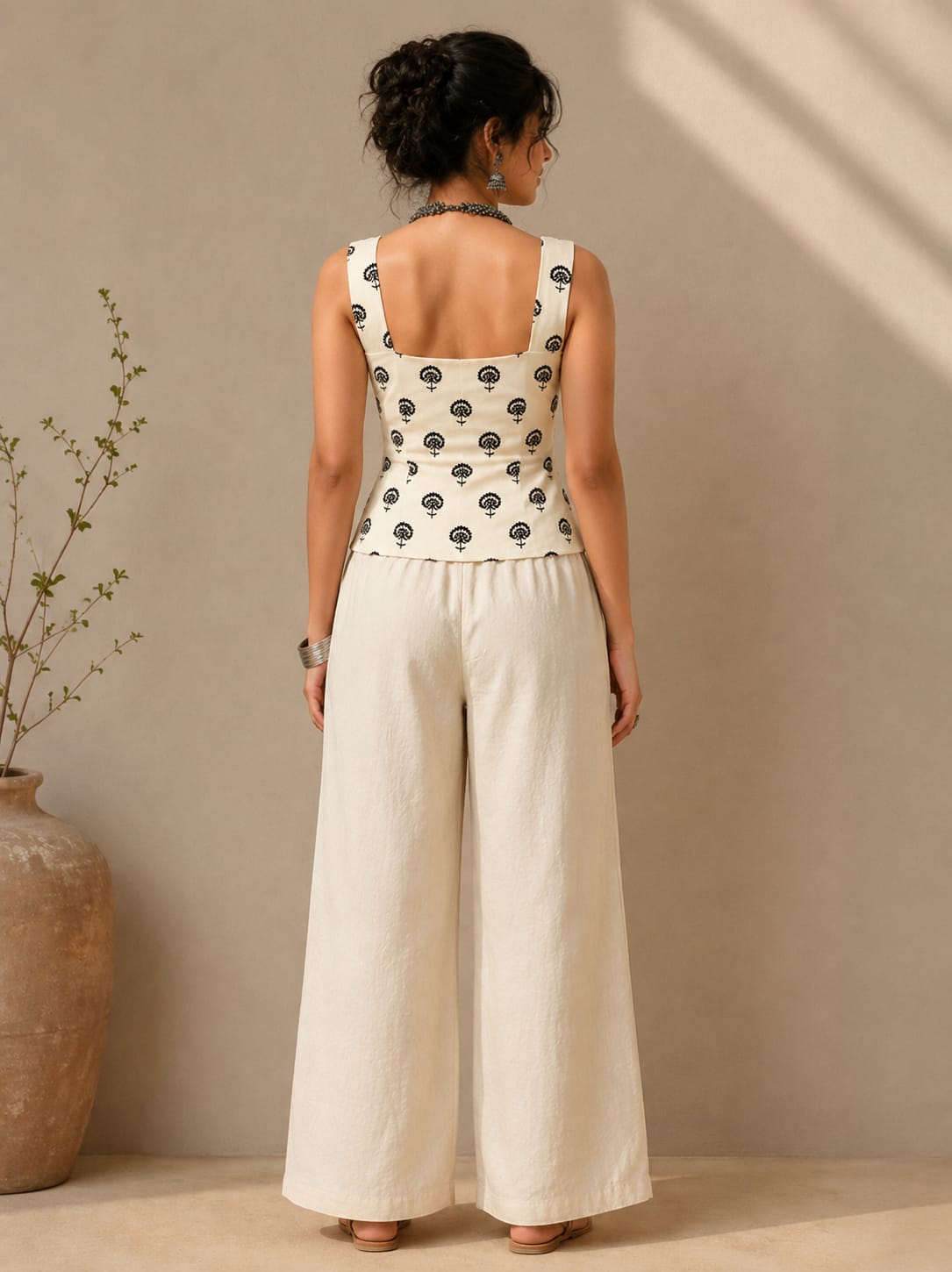 STRUCTURED SLEEVELESS  CORSET TOPSOFT IVORY