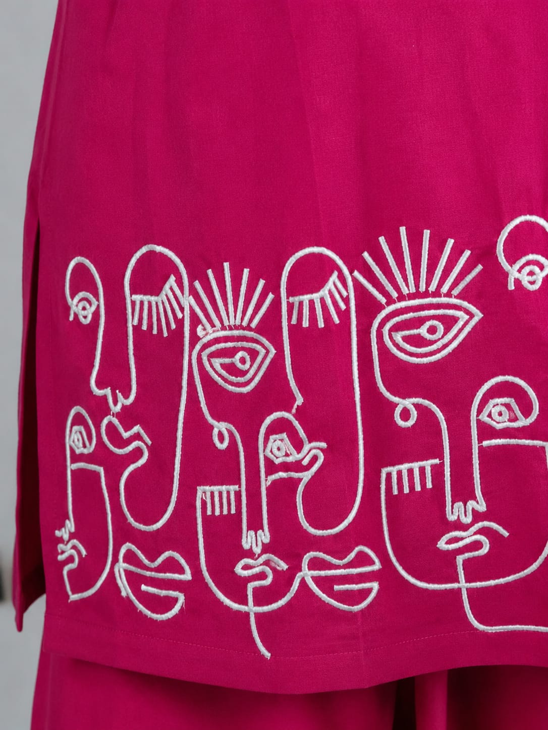 Women's Pink Abstract Face Embroidered Co-ord Set with Wide-Leg Pants - Pink