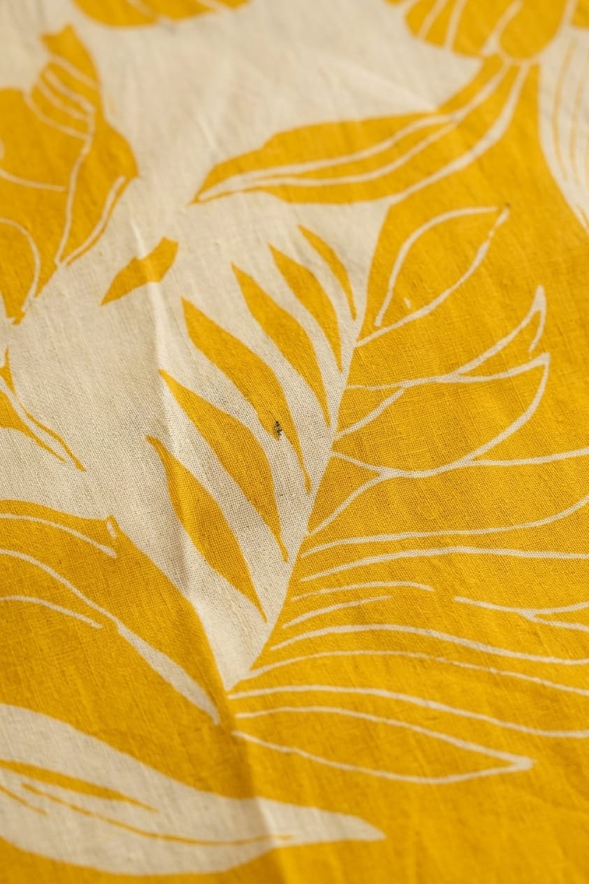Bold Floral Sleeveless Kurta Set – Yellow